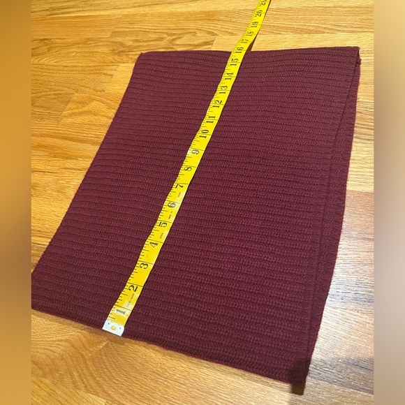 Banana Republic Removable Neck Cashmere/Wool blend Rich Red Sweater - Picture 10 of 11